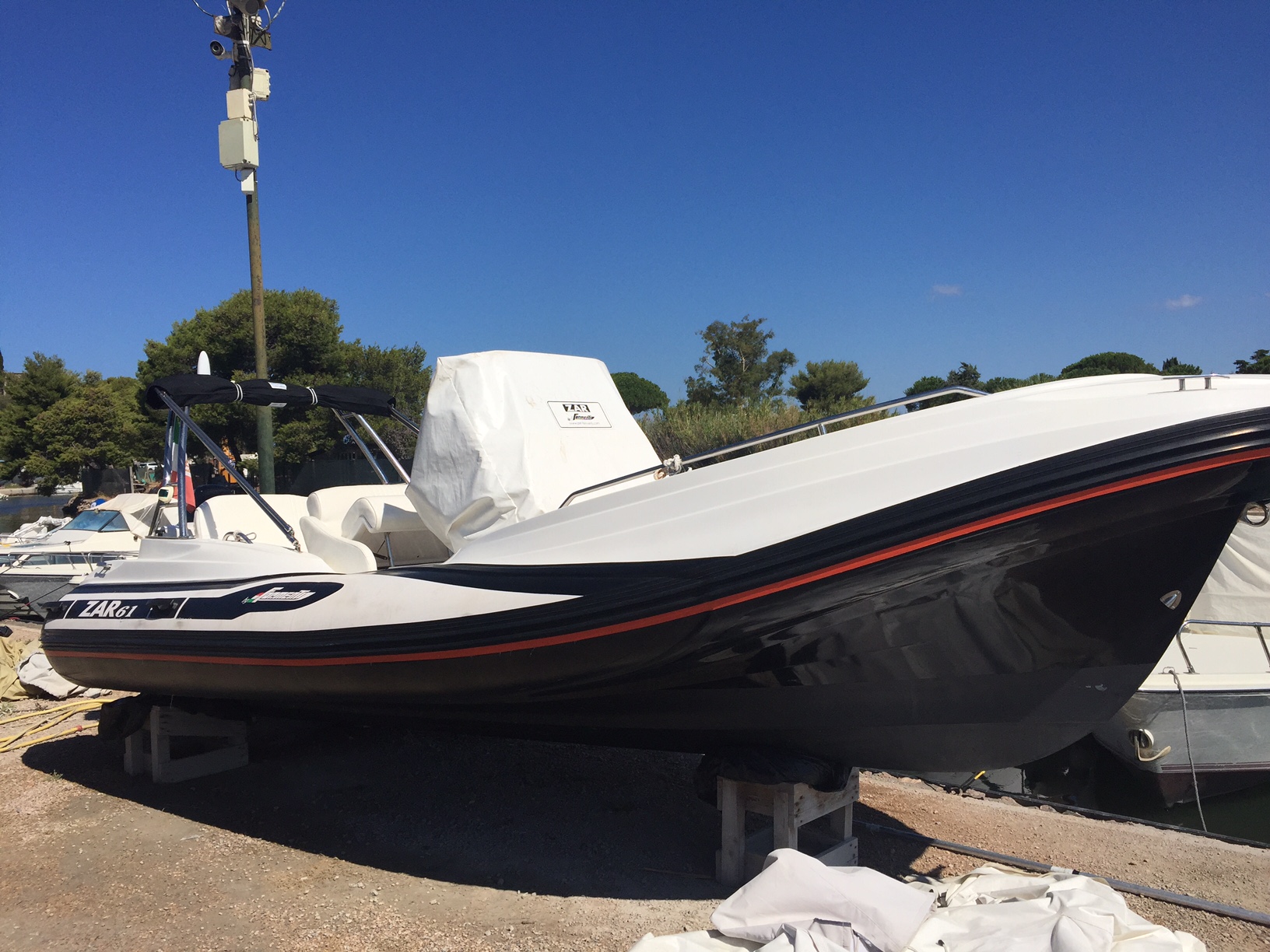 <<< VENDUTO >>> . ZAR 61 NO ANTIVEGETATIVA + 140 SUZUKI 4TEMPI TUTTO 2006<br><a href=dettaglio.aspx?Id=177 >VAI ALLA SCHEDA</a>